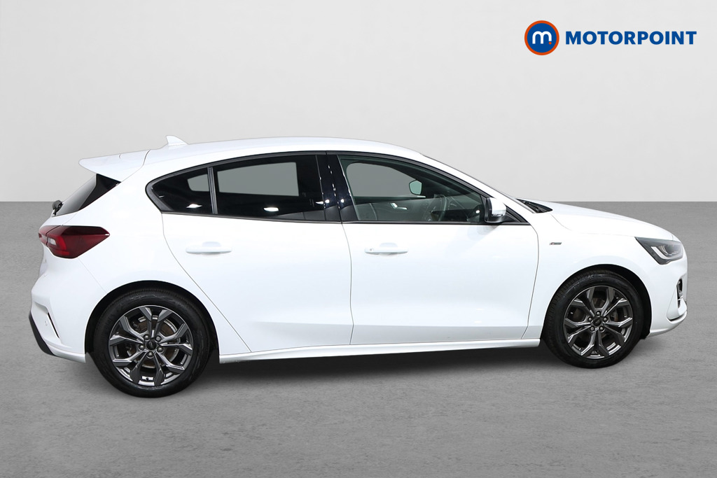 Ford Focus St-Line Manual Petrol Hatchback - Stock Number (1554201) - Drivers side