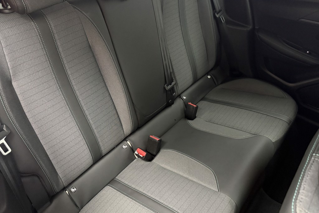 Peugeot 208 Allure Premium -Plus Manual Petrol Hatchback - Stock Number (1554234) - 21st supplementary image