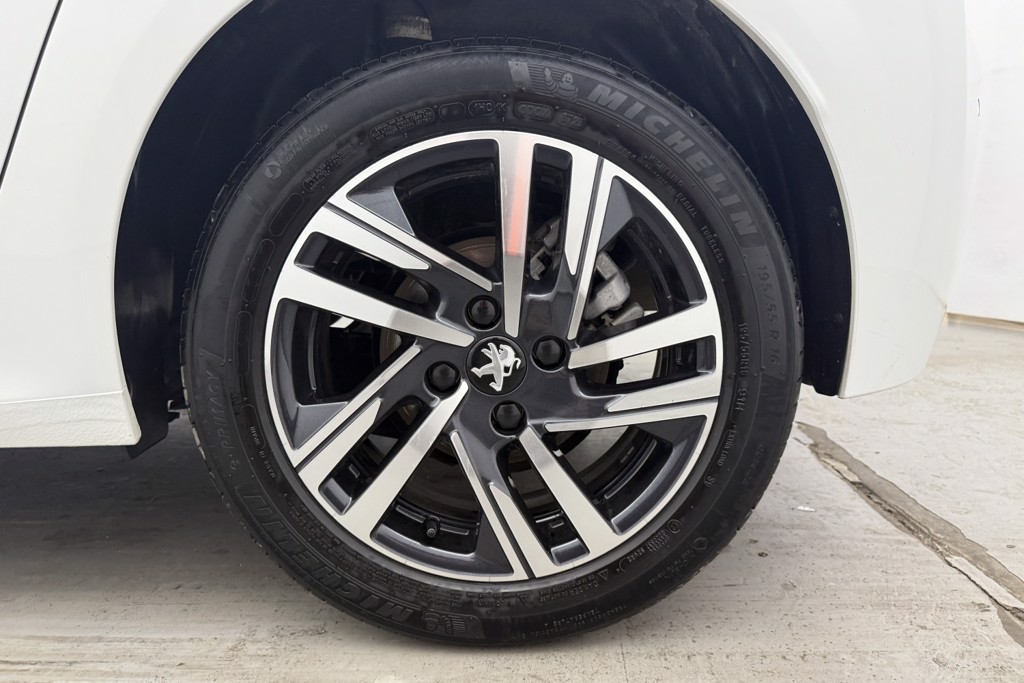 Peugeot 208 Allure Premium -Plus Manual Petrol Hatchback - Stock Number (1554234) - 29th supplementary image