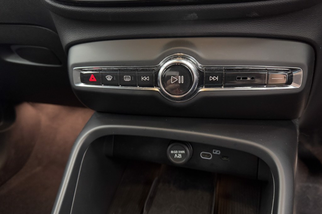 Volvo Xc40 Plus Automatic Electric SUV - Stock Number (1554308) - 11th supplementary image