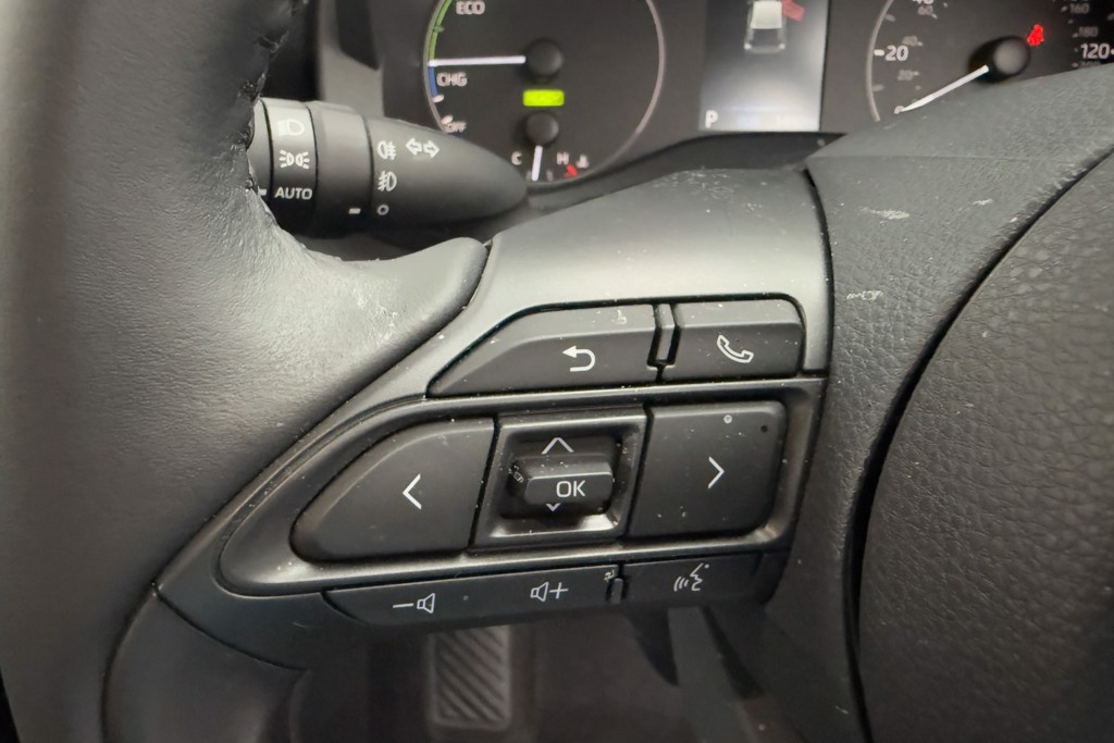 Toyota Yaris Icon Automatic Petrol-Electric Hybrid Hatchback - Stock Number (1554408) - 4th supplementary image