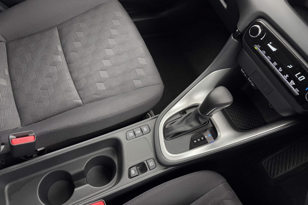 Toyota Yaris Icon Automatic Petrol-Electric Hybrid Hatchback - Stock Number (1554408) - 13th supplementary image