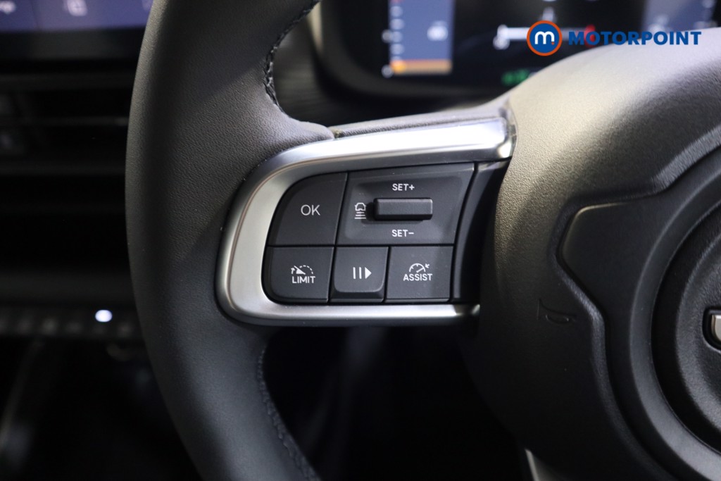 Jeep Avenger Altitude Manual Petrol SUV - Stock Number (1554500) - 3rd supplementary image
