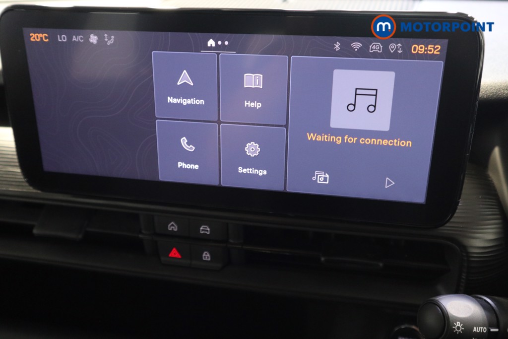 Jeep Avenger Altitude Manual Petrol SUV - Stock Number (1554500) - 6th supplementary image