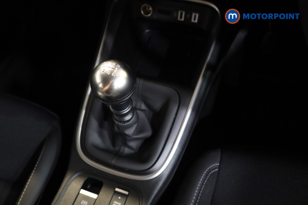 Jeep Avenger Altitude Manual Petrol SUV - Stock Number (1554500) - 8th supplementary image