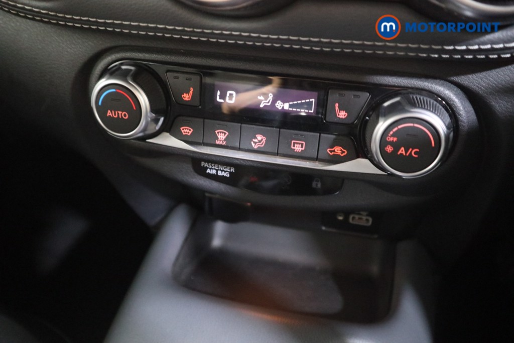 Nissan Juke Tekna Manual Petrol SUV - Stock Number (1554540) - 7th supplementary image