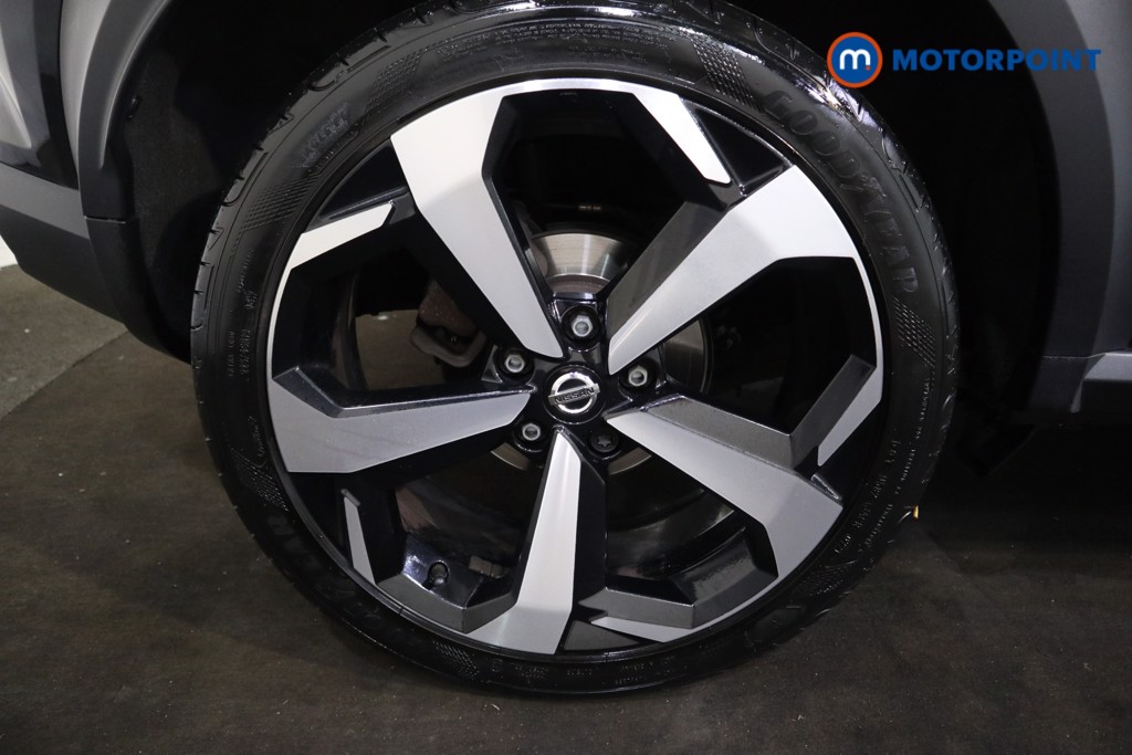 Nissan Juke Tekna Manual Petrol SUV - Stock Number (1554540) - 15th supplementary image
