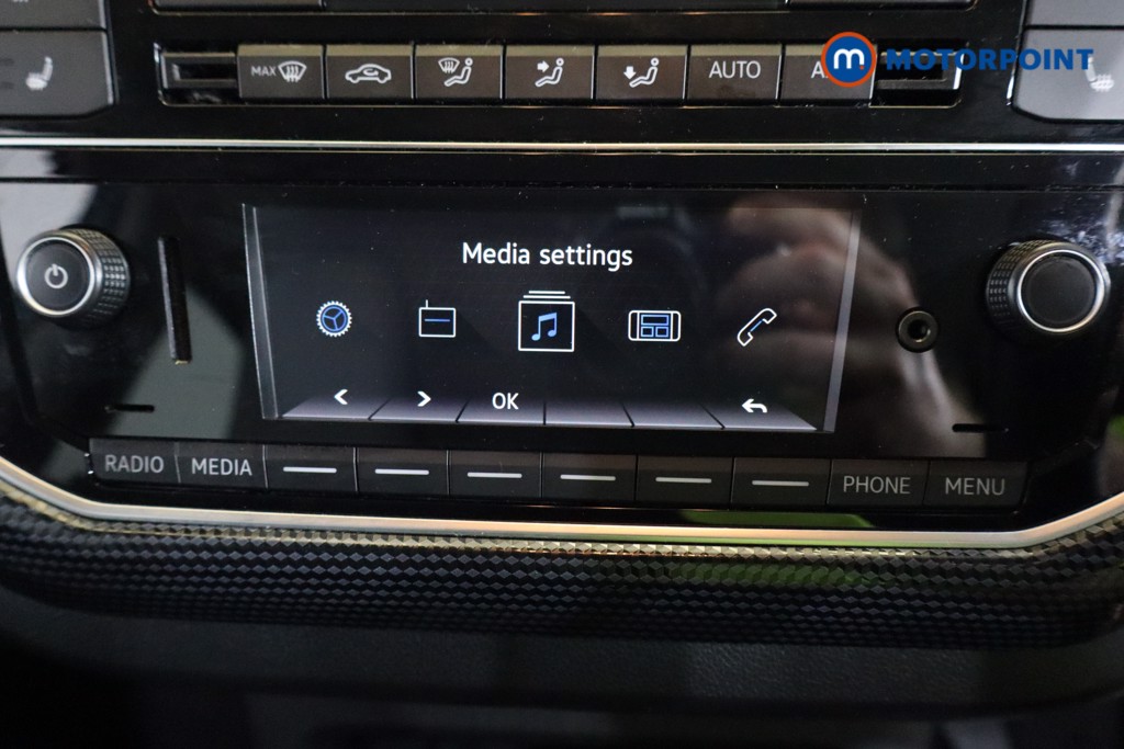 Volkswagen UP R-Line Manual Petrol Hatchback - Stock Number (1555020) - 7th supplementary image