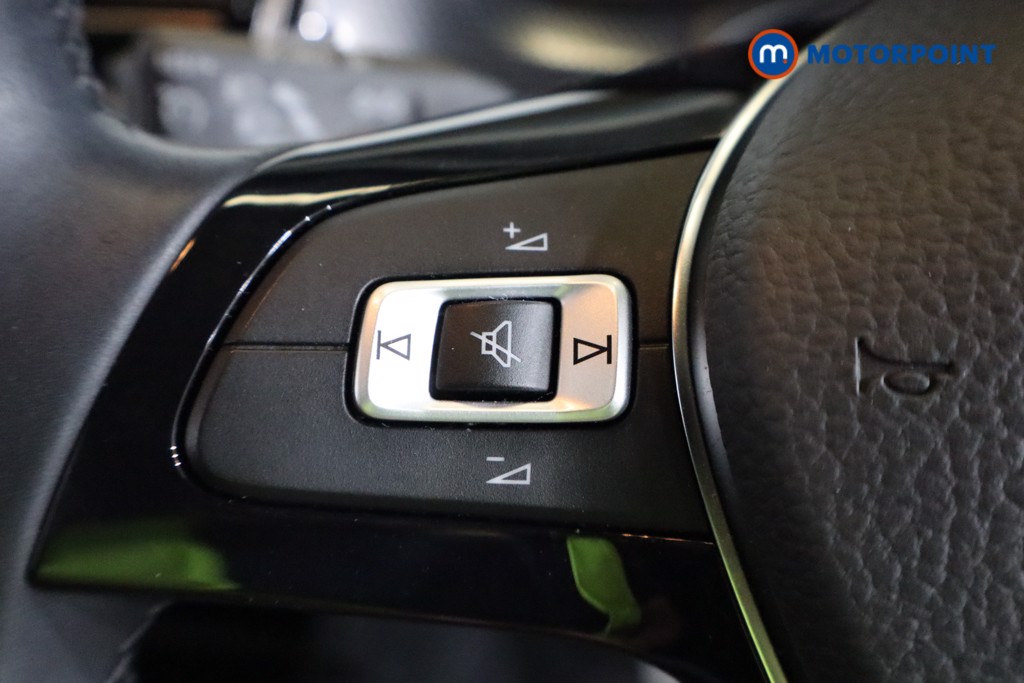 Volkswagen UP R-Line Manual Petrol Hatchback - Stock Number (1555020) - 9th supplementary image