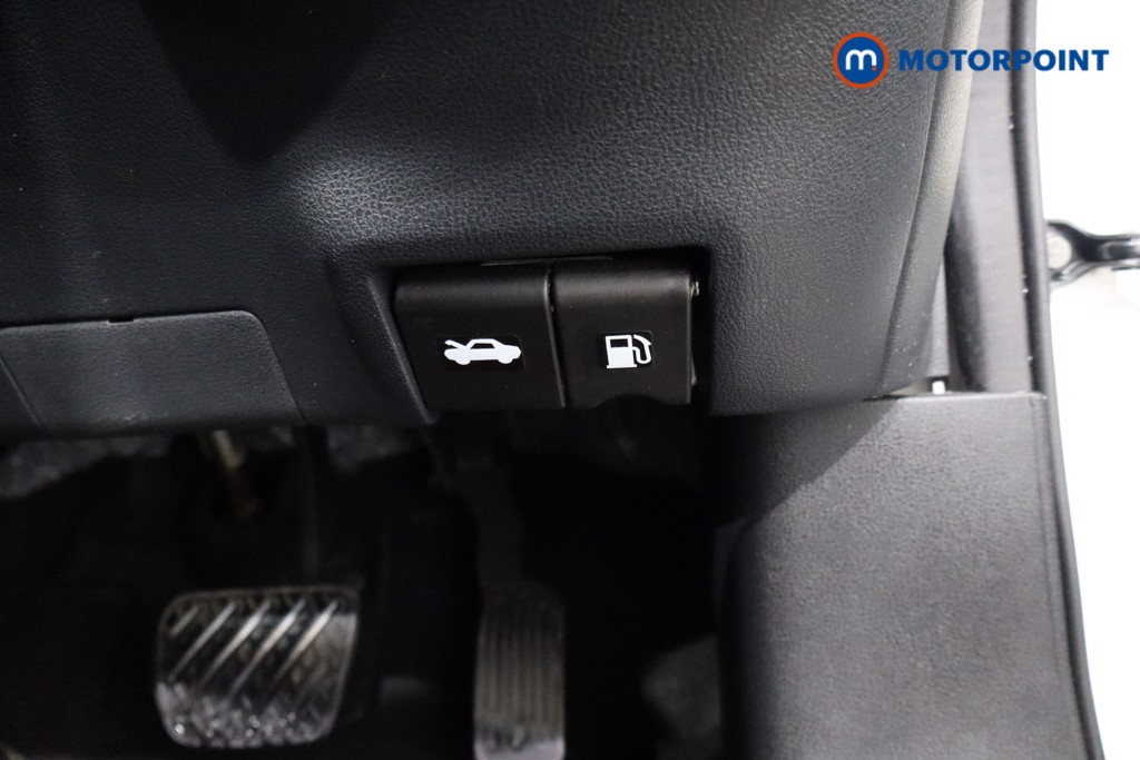 Nissan Juke Tekna Automatic Petrol SUV - Stock Number (1555214) - 16th supplementary image
