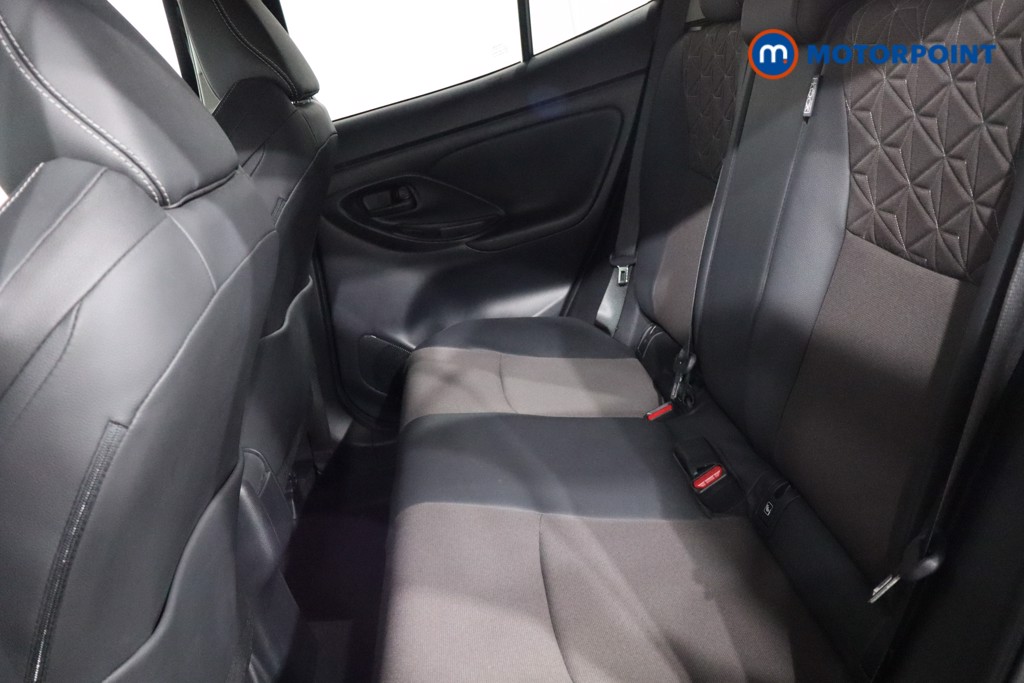 Toyota Yaris Cross Excel Automatic Petrol-Electric Hybrid Estate - Stock Number (1555387) - 5th supplementary image