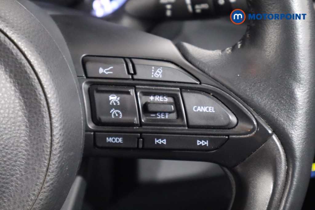 Toyota Yaris Cross Excel Automatic Petrol-Electric Hybrid Estate - Stock Number (1555387) - 8th supplementary image