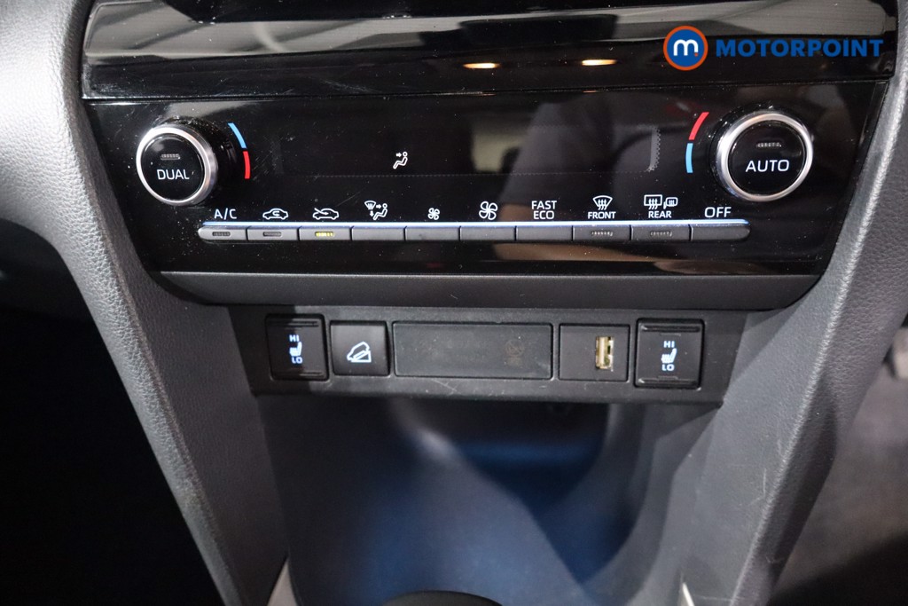 Toyota Yaris Cross Excel Automatic Petrol-Electric Hybrid Estate - Stock Number (1555387) - 17th supplementary image
