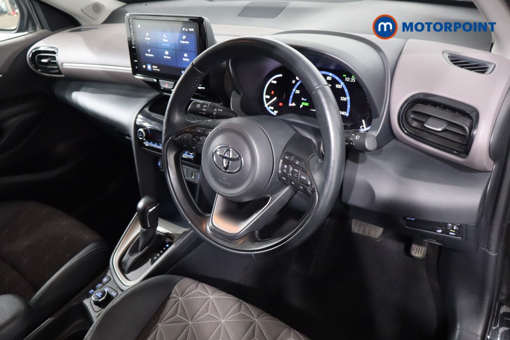 Toyota Yaris Cross Excel Automatic Petrol-Electric Hybrid Estate - Stock Number (1555387) - 20th supplementary image