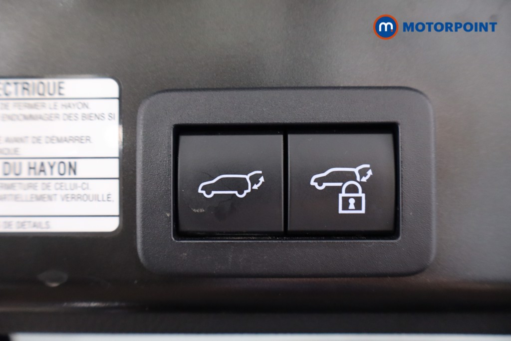 Toyota Yaris Cross Excel Automatic Petrol-Electric Hybrid Estate - Stock Number (1555387) - 30th supplementary image
