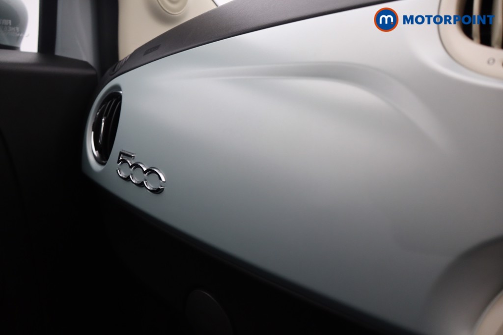 Fiat 500 TOP Manual Petrol-Electric Hybrid Hatchback - Stock Number (1555617) - 9th supplementary image