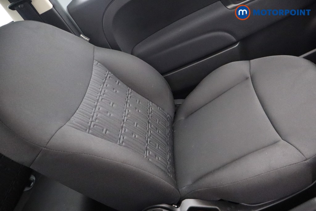 Fiat 500 TOP Manual Petrol-Electric Hybrid Hatchback - Stock Number (1555617) - 14th supplementary image