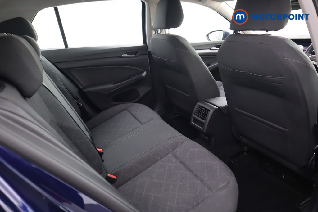 Volkswagen Golf Life Automatic Diesel Hatchback - Stock Number (1555627) - 6th supplementary image