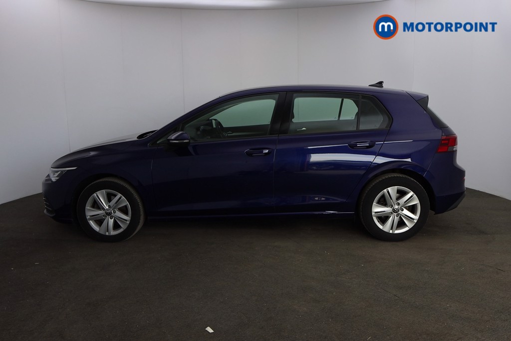 Volkswagen Golf Life Automatic Diesel Hatchback - Stock Number (1555627) - Passenger side