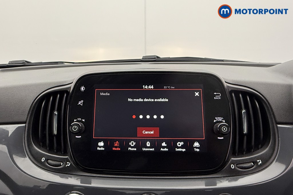 Fiat 500 Lounge Manual Petrol-Electric Hybrid Hatchback - Stock Number (1555852) - 6th supplementary image