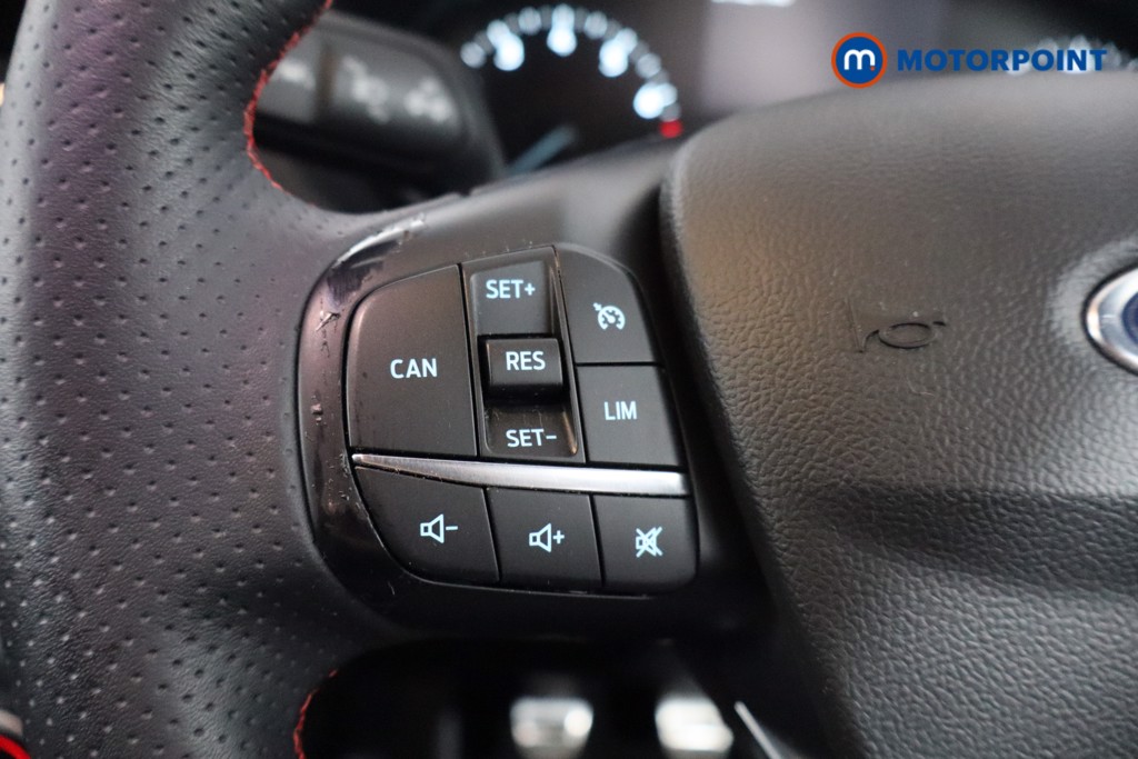 Ford Focus St-Line Edition Manual Petrol-Electric Hybrid Hatchback - Stock Number (1556089) - 7th supplementary image