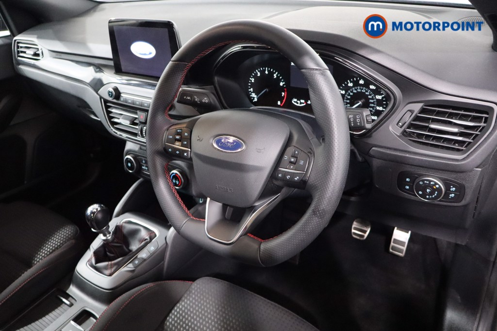 Ford Focus St-Line Edition Manual Petrol-Electric Hybrid Hatchback - Stock Number (1556089) - 21st supplementary image