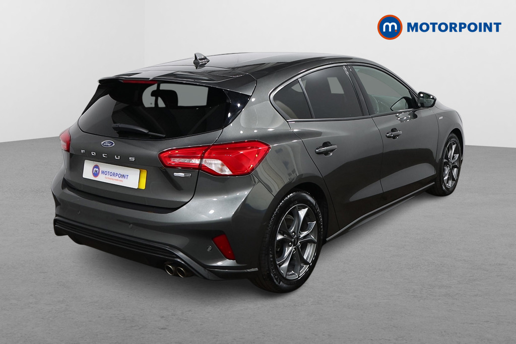 Ford Focus St-Line Edition Manual Petrol-Electric Hybrid Hatchback - Stock Number (1556089) - Drivers side rear corner