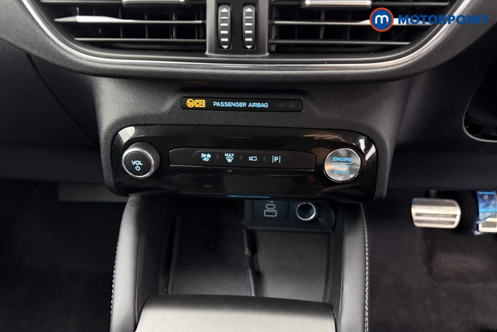 Ford Kuga Active Automatic Petrol Plug-In Hybrid SUV - Stock Number (1556172) - 10th supplementary image