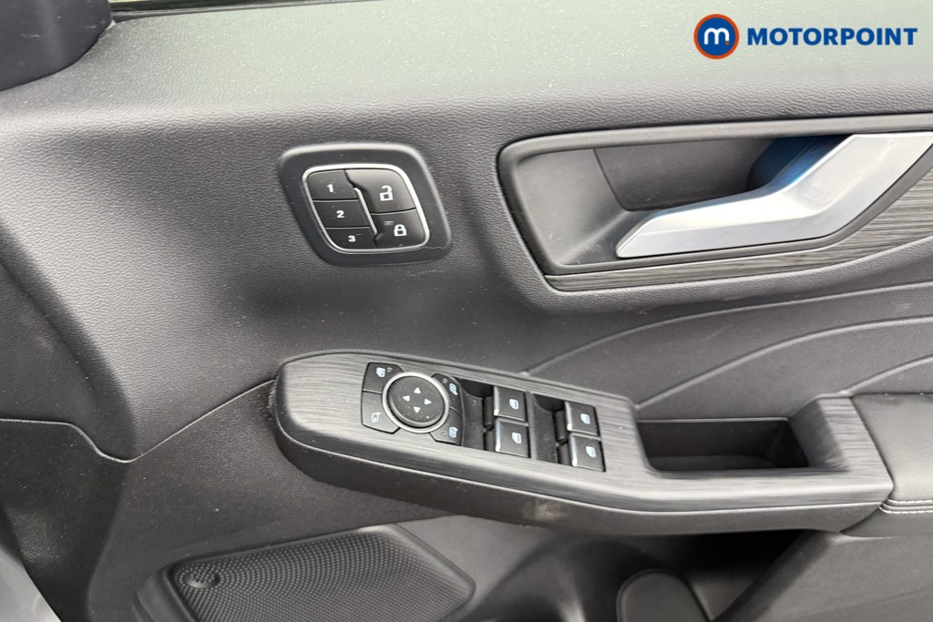 Ford Kuga Active Automatic Petrol Plug-In Hybrid SUV - Stock Number (1556172) - 15th supplementary image