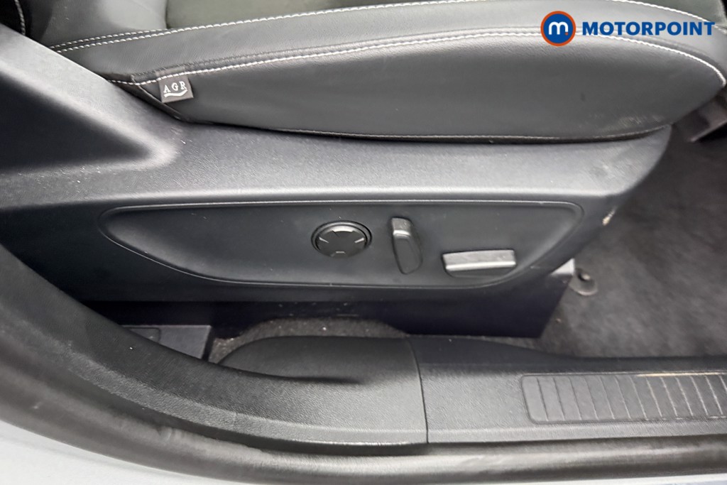Ford Kuga Active Automatic Petrol Plug-In Hybrid SUV - Stock Number (1556172) - 16th supplementary image