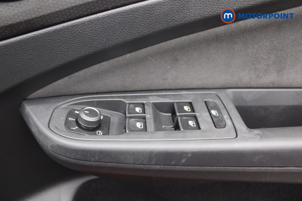 Volkswagen Golf GTI Automatic Petrol Hatchback - Stock Number (1556282) - 18th supplementary image