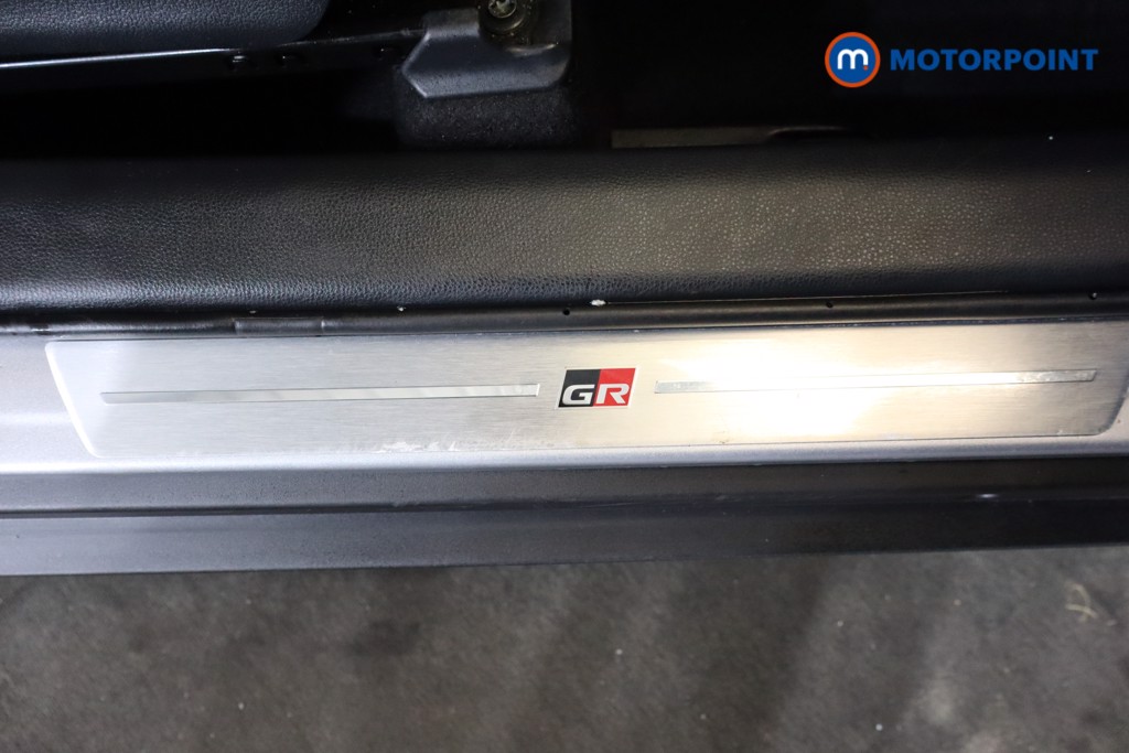 Toyota Yaris Cross Gr Sport Automatic Petrol-Electric Hybrid Estate - Stock Number (1556314) - 15th supplementary image