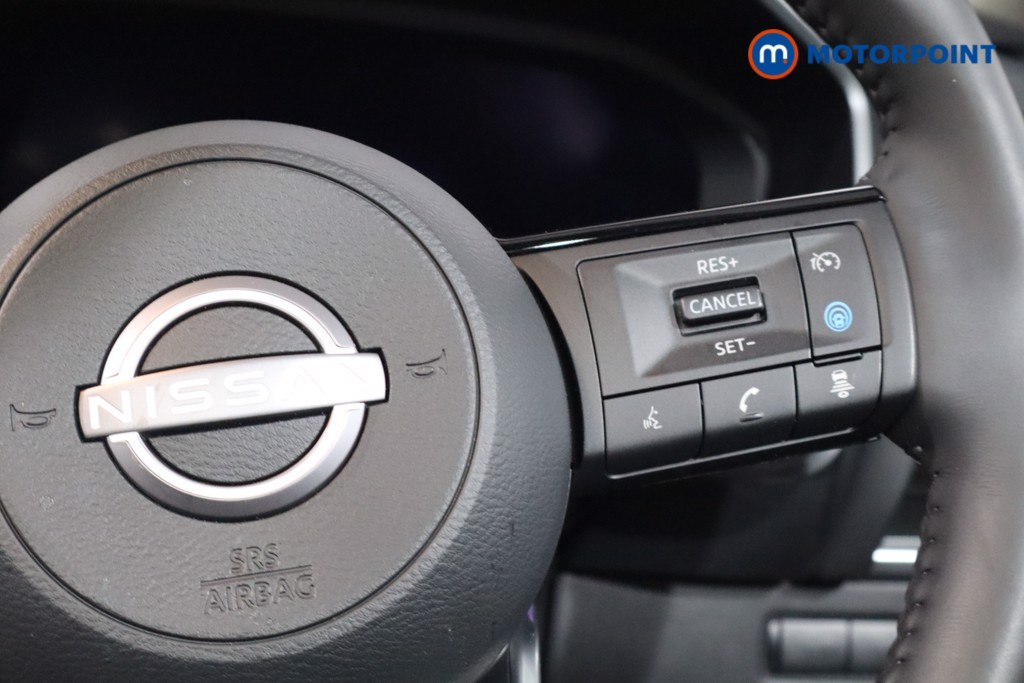 Nissan Qashqai N-Connecta Automatic Petrol-Electric Hybrid SUV - Stock Number (1556345) - 8th supplementary image