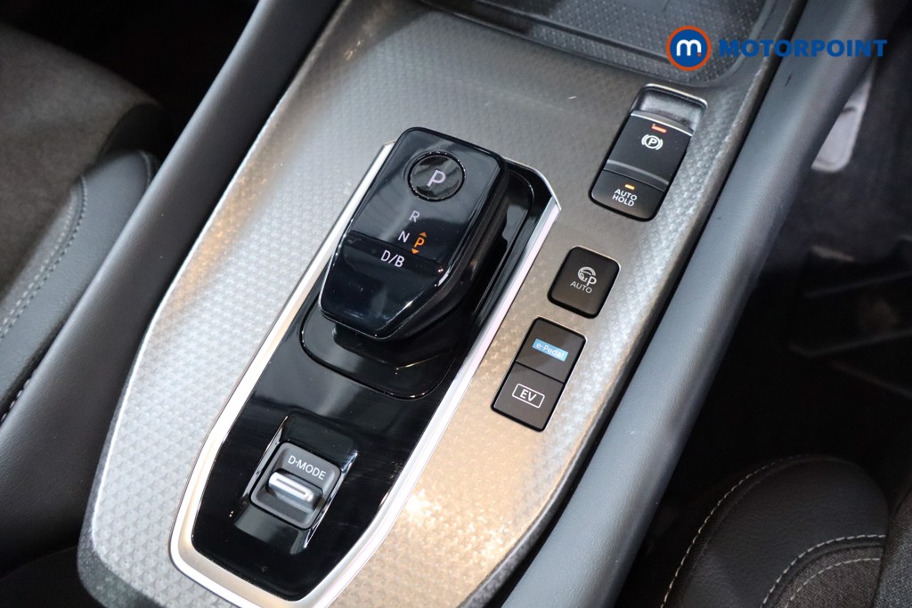 Nissan Qashqai N-Connecta Automatic Petrol-Electric Hybrid SUV - Stock Number (1556345) - 15th supplementary image