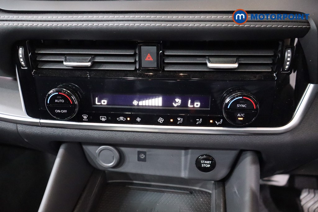 Nissan Qashqai N-Connecta Automatic Petrol-Electric Hybrid SUV - Stock Number (1556345) - 16th supplementary image