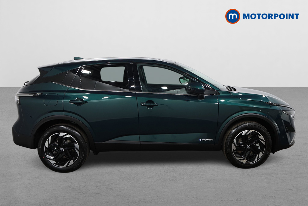 Nissan Qashqai N-Connecta Automatic Petrol-Electric Hybrid SUV - Stock Number (1556345) - Drivers side