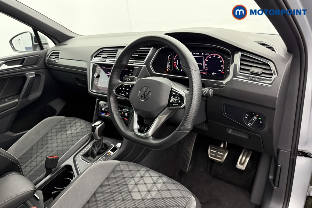 Volkswagen Tiguan R-Line Automatic Petrol SUV - Stock Number (1556374) - 4th supplementary image