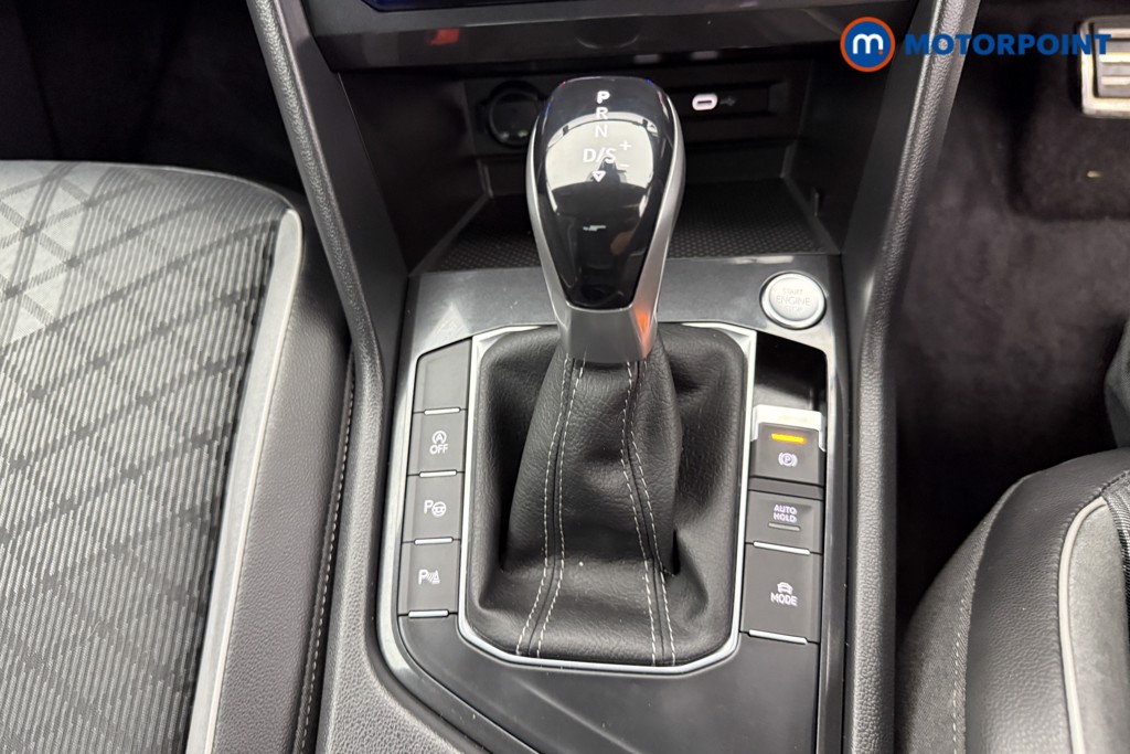 Volkswagen Tiguan R-Line Automatic Petrol SUV - Stock Number (1556374) - 13th supplementary image