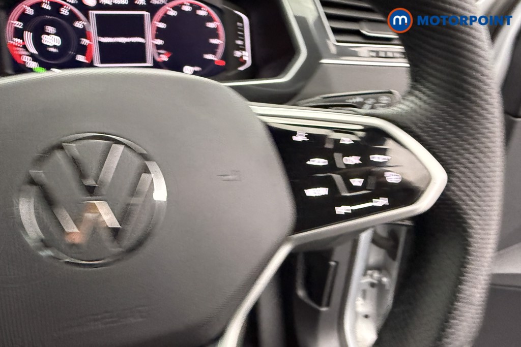 Volkswagen Tiguan R-Line Automatic Petrol SUV - Stock Number (1556374) - 15th supplementary image