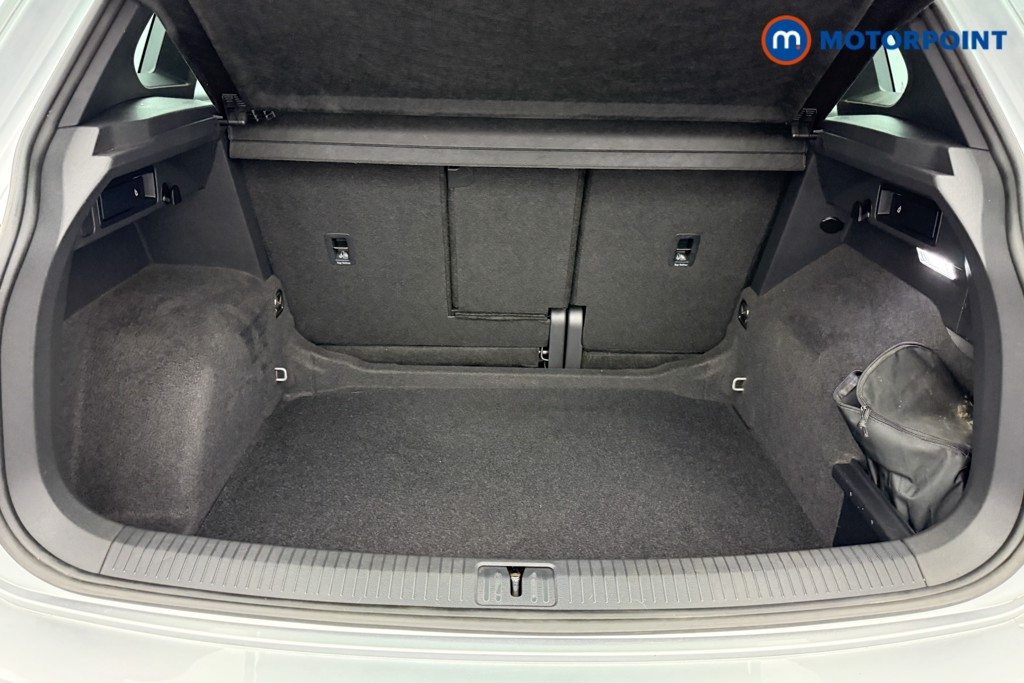Volkswagen Tiguan R-Line Automatic Petrol SUV - Stock Number (1556374) - 22nd supplementary image
