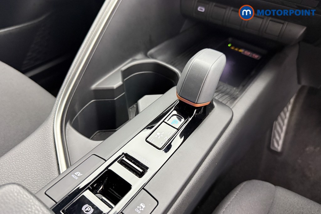 Toyota C-Hr Design Automatic Petrol-Electric Hybrid SUV - Stock Number (1556403) - 12th supplementary image