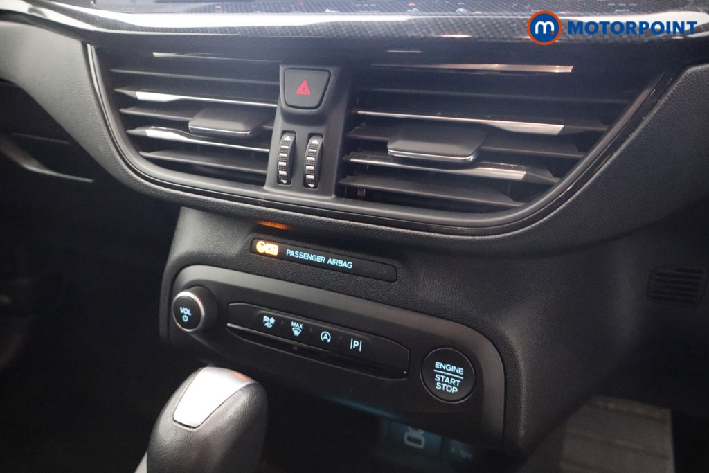Ford Focus St-Line Automatic Petrol-Electric Hybrid Hatchback - Stock Number (1556558) - 9th supplementary image