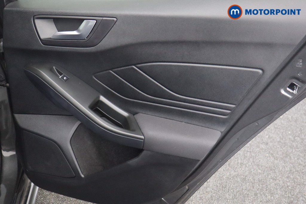 Ford Focus St-Line Automatic Petrol-Electric Hybrid Hatchback - Stock Number (1556558) - 16th supplementary image