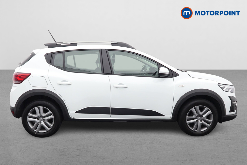Dacia Sandero Stepway Comfort Manual Petrol Hatchback - Stock Number (1556700) - Drivers side