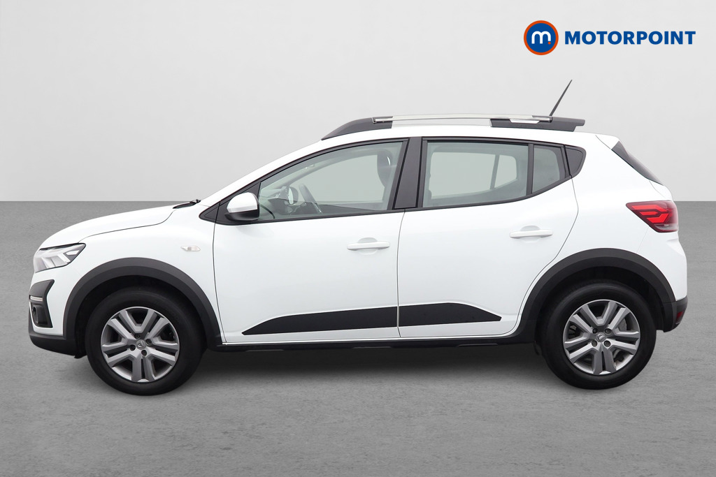 Dacia Sandero Stepway Comfort Manual Petrol Hatchback - Stock Number (1556700) - Passenger side