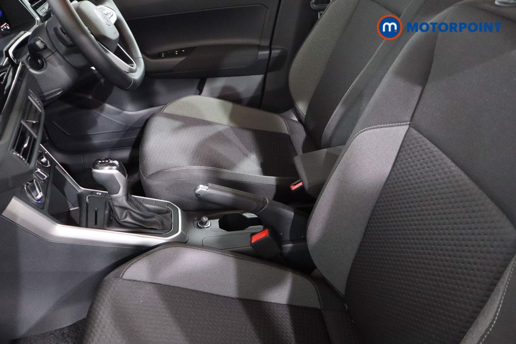 Volkswagen Polo Life Automatic Petrol Hatchback - Stock Number (1553029) - 4th supplementary image