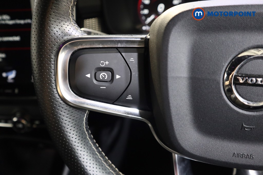 Volvo Xc40 R Design Manual Petrol SUV - Stock Number (1554295) - 3rd supplementary image