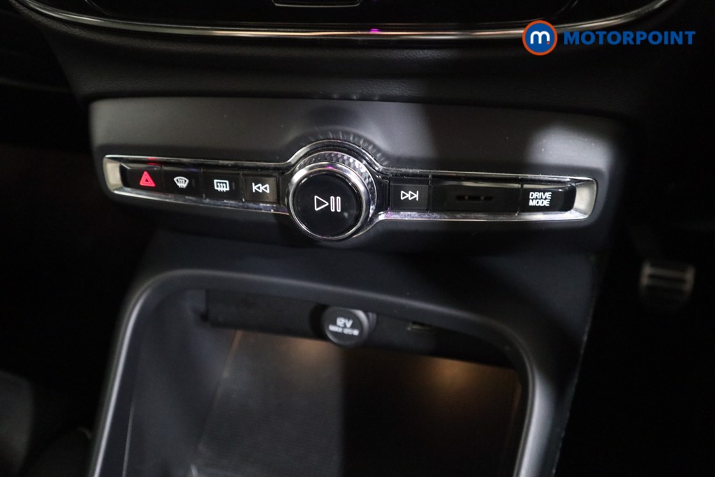 Volvo Xc40 R Design Manual Petrol SUV - Stock Number (1554295) - 7th supplementary image