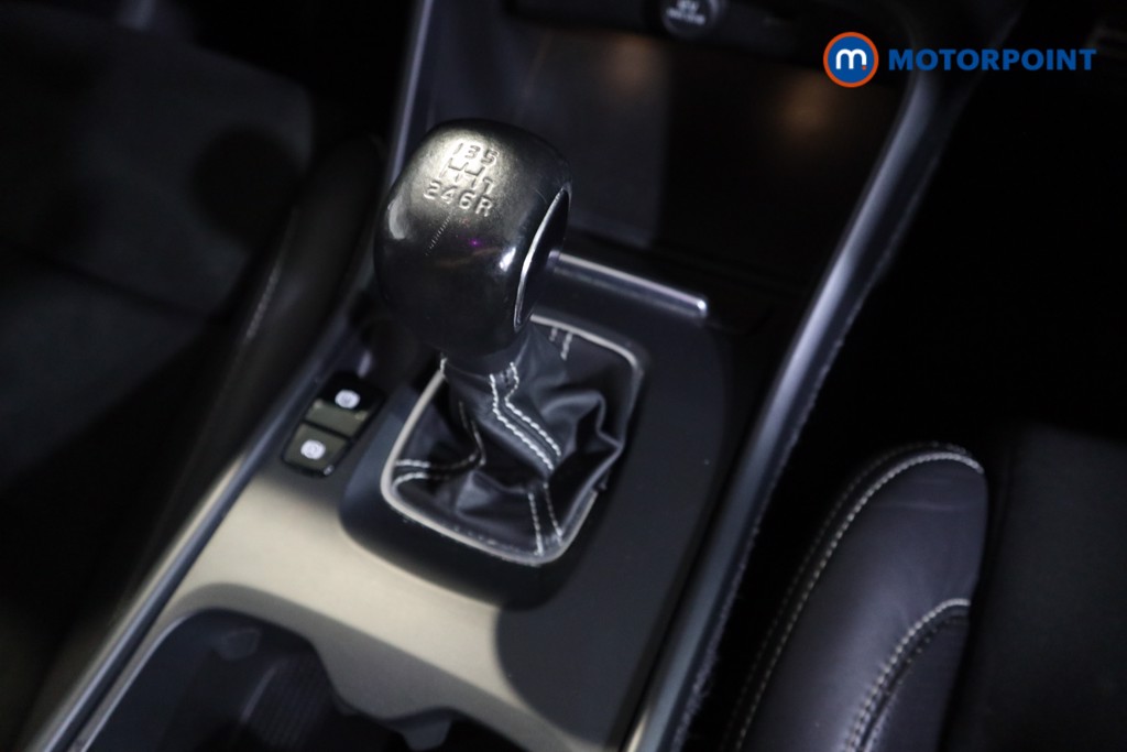 Volvo Xc40 R Design Manual Petrol SUV - Stock Number (1554295) - 8th supplementary image