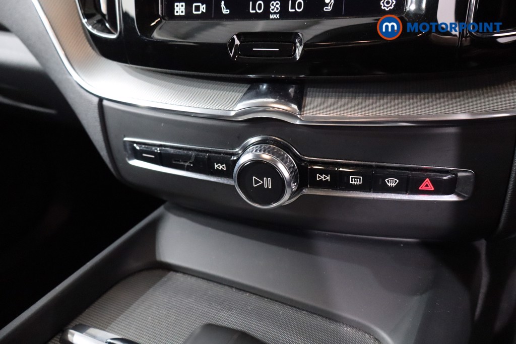 Volvo Xc60 Plus Automatic Diesel SUV - Stock Number (1555347) - 14th supplementary image